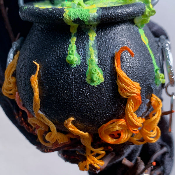 Halloween Witch with a bubbling cauldron - Hanging Christmas Ornament - Halloween decoration-Limited Edition-kenfolks